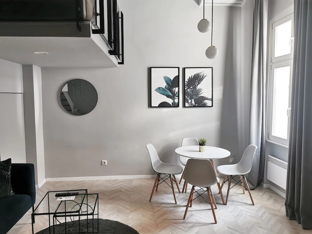 MINT Boutique Studio Apartments