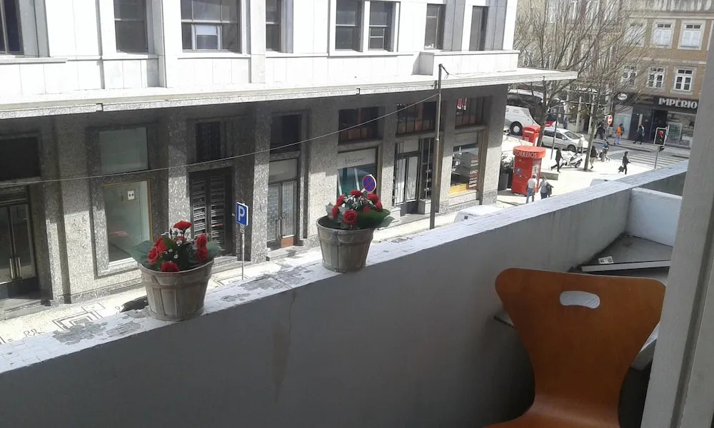 Studio in Porto, With Wonderful City View, Balcony and Wifi - 10 km Fr