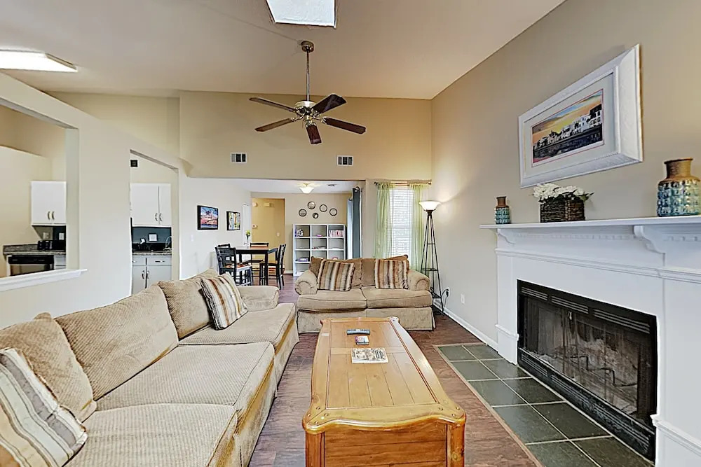 Family Home W/ Deck & Fenced Yard - Near Beach! Home