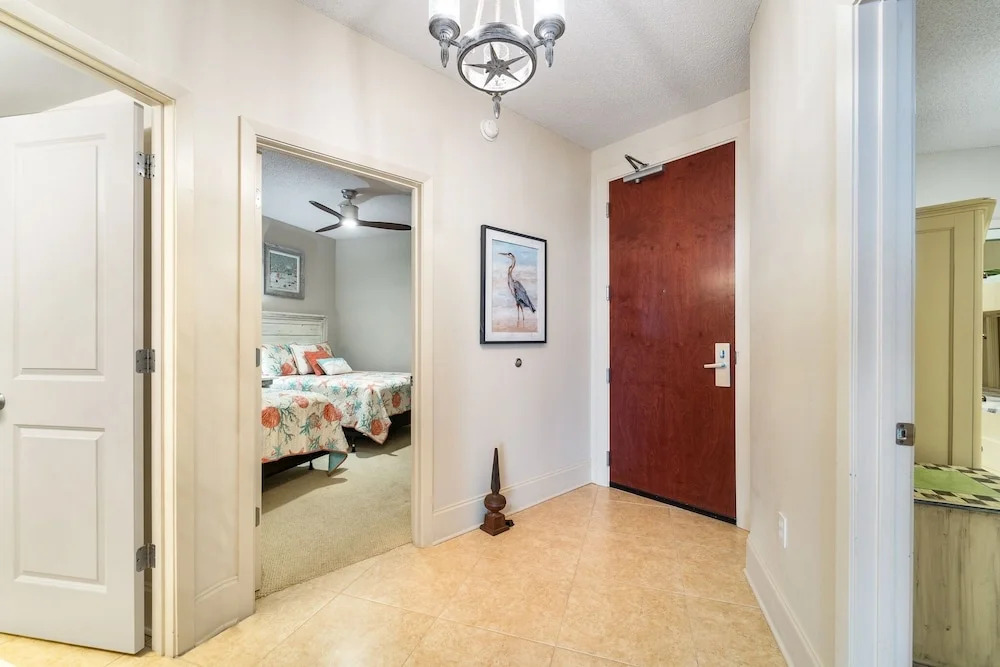Crb1105 3 Bedroom Condo