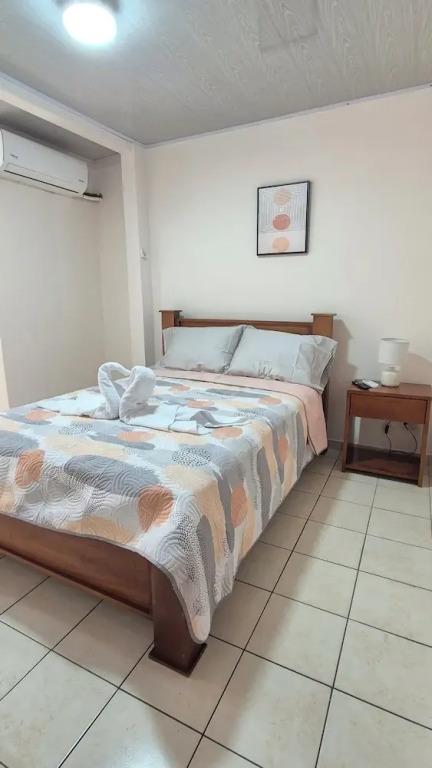 Velaz Guesthouse