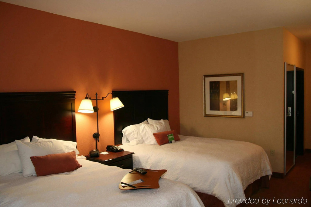 Durant Inn & Suites
