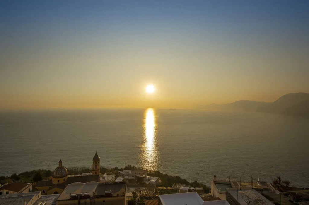 Casa Sunset Among The Stairs Of Praiano