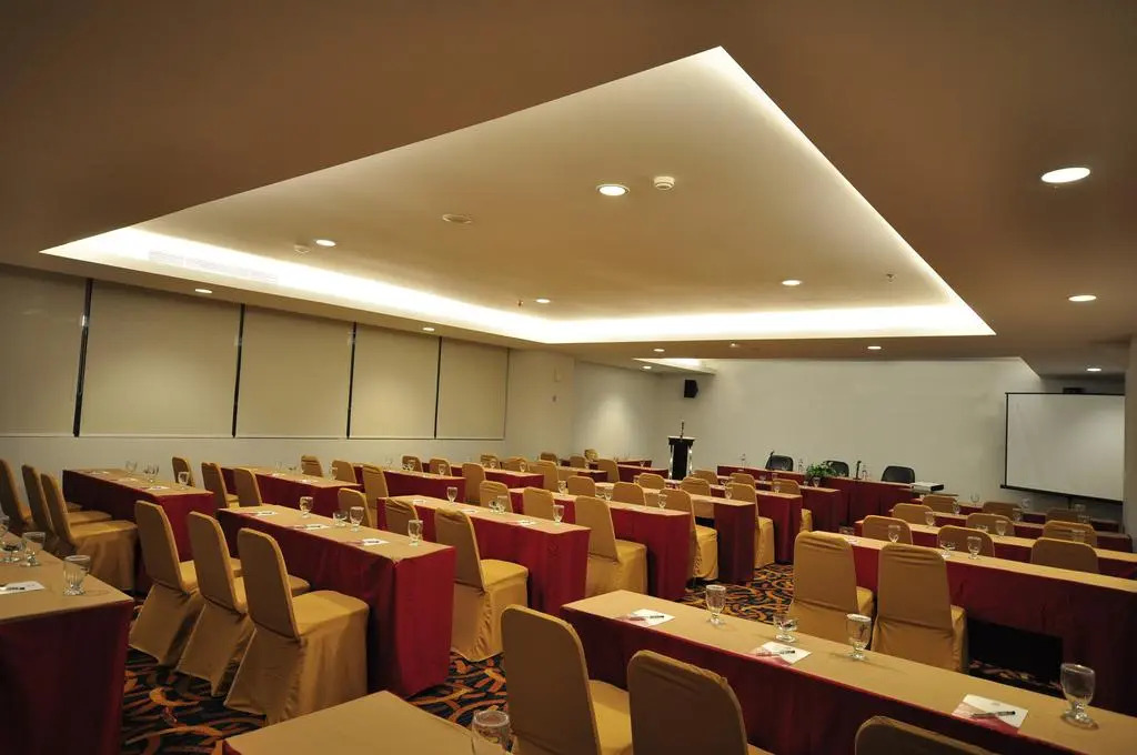 dMaleo Hotel Makassar