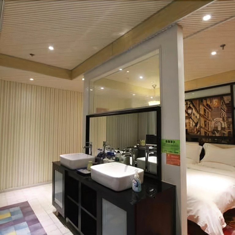 Friday Holiday Hotel (Jiaozuo Xinfeng Er Street)