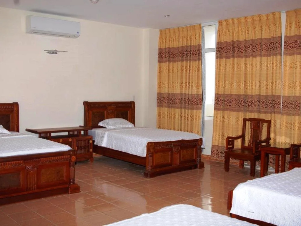 Bank Star I Hotel