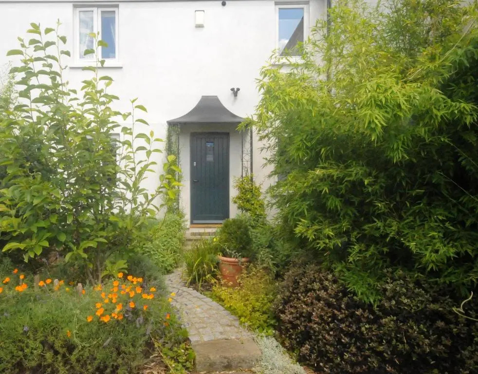 Mulberry cottage