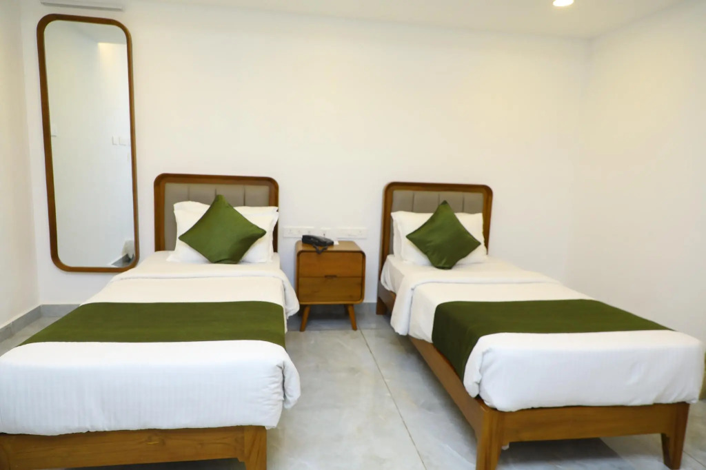 Hotel Gokulam Park
