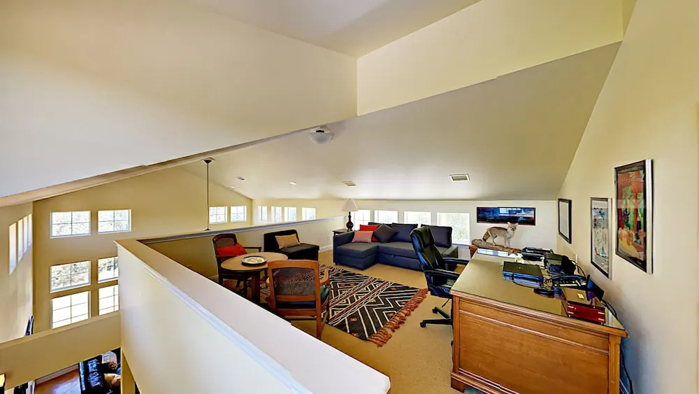 Open-Concept Cabin - 1 Br cabin by RedAwning