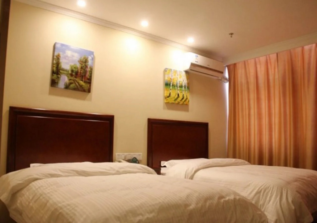GreenTree Inn LiaoCheng LinQing HaiShan Building Express Hotel