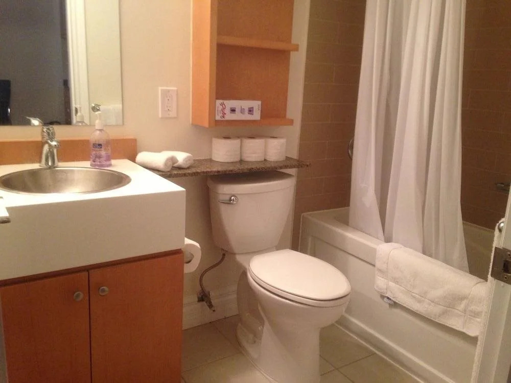 HydeWest - Mariner Furnished Suite