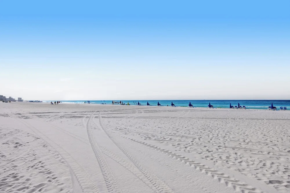 Fantastic Ocean Front 1 Bd Condo At Boardwalk in Panama City Beach