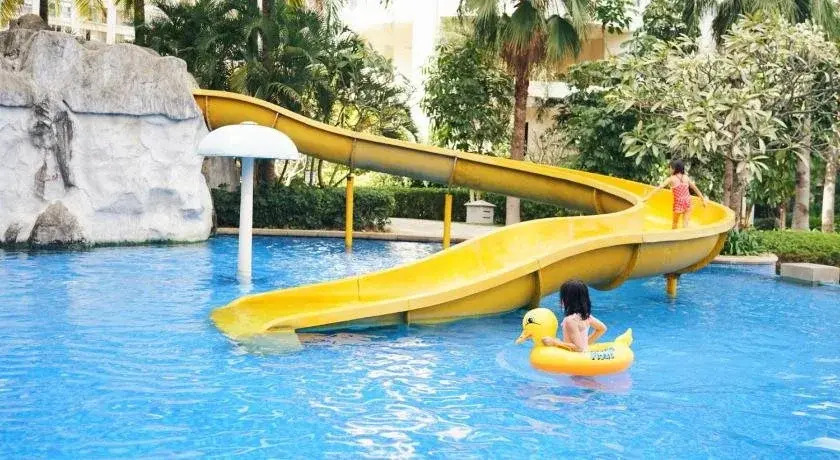 Yinyuan Seaside Theme Hotel