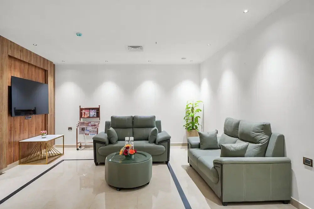 Hotel Grand Kasturi