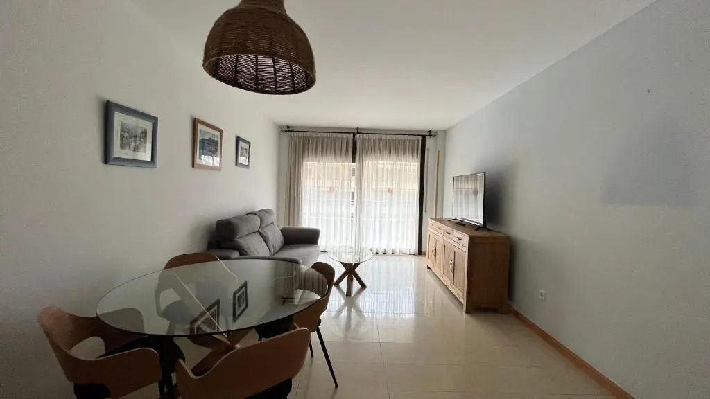 Apartamento en edi Paradise, con piscina y parking 141B - INMO22
