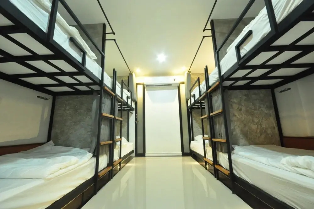 Hive Hostel - Adults Only