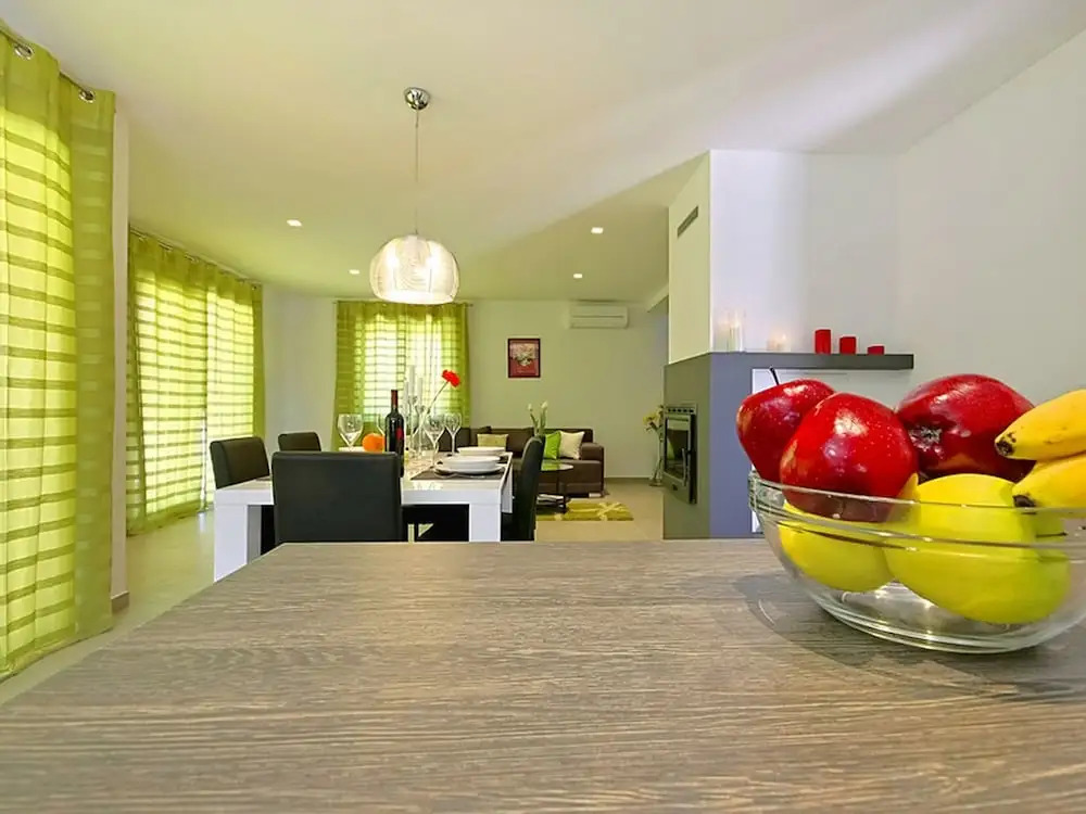 Gorgeous Villa in Belavici With Swimming Pool