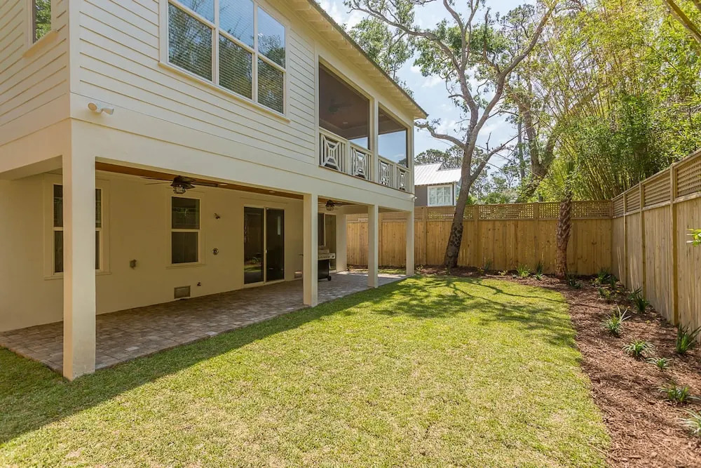 4323 13th Street by Hodnett Cooper