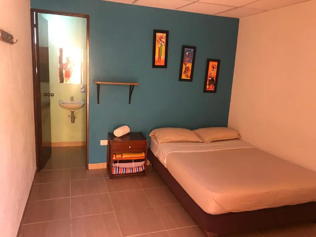 Hostal El Hangar