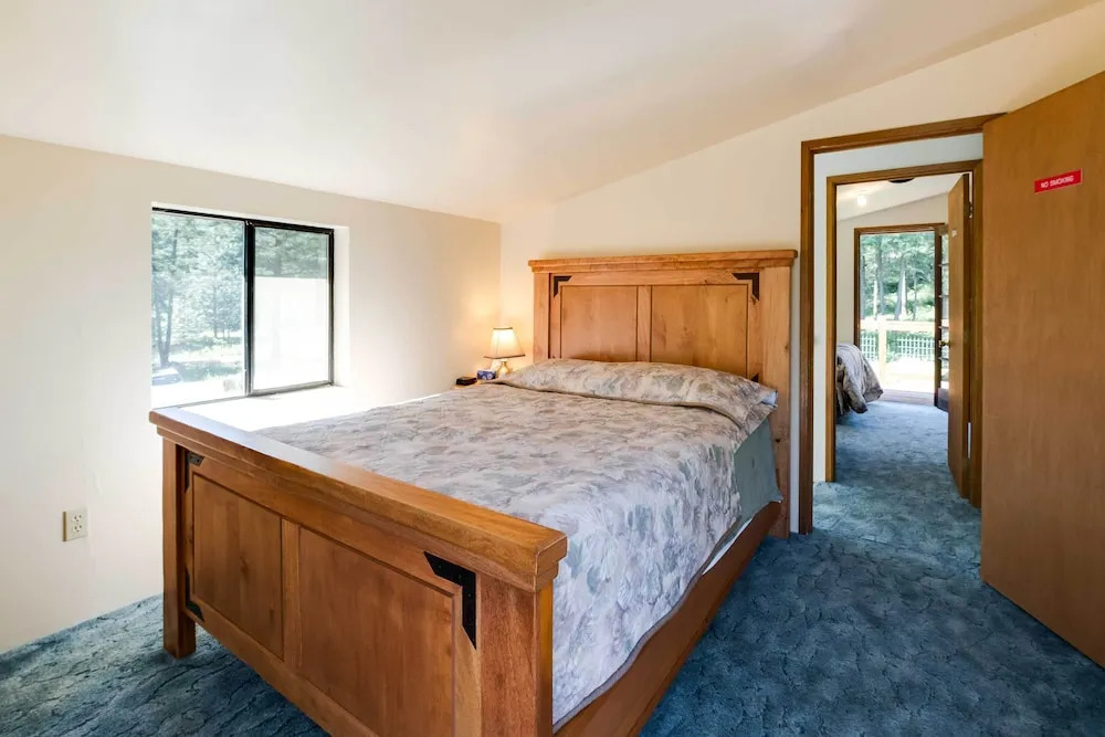 Conconully Cabin on 42 Private Acres Near Hiking!