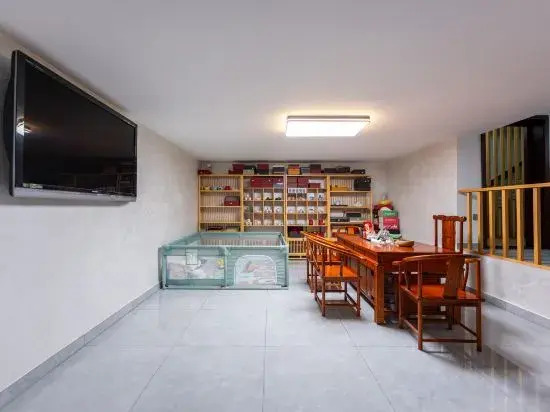 Wuyuan Anfenglan Homestay (Huaxing Plaza)