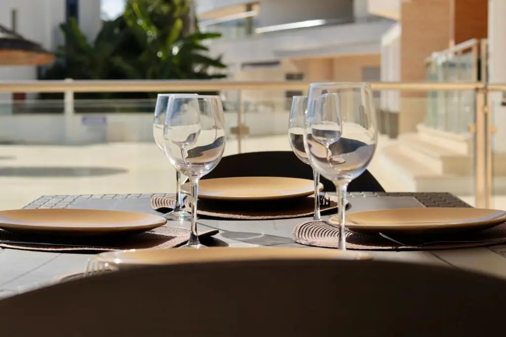 Olhos De Água 1BR with Pool, AC and Free Parking