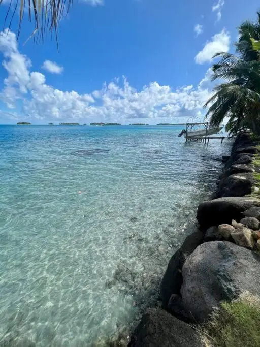 Waterfront paradise 2 br; stunning sunsets