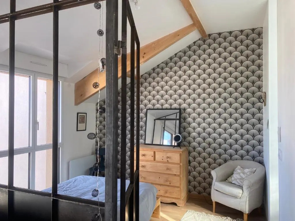 Loft avec terrasse sans vis a vis à 3km du circuit avec garage au calme