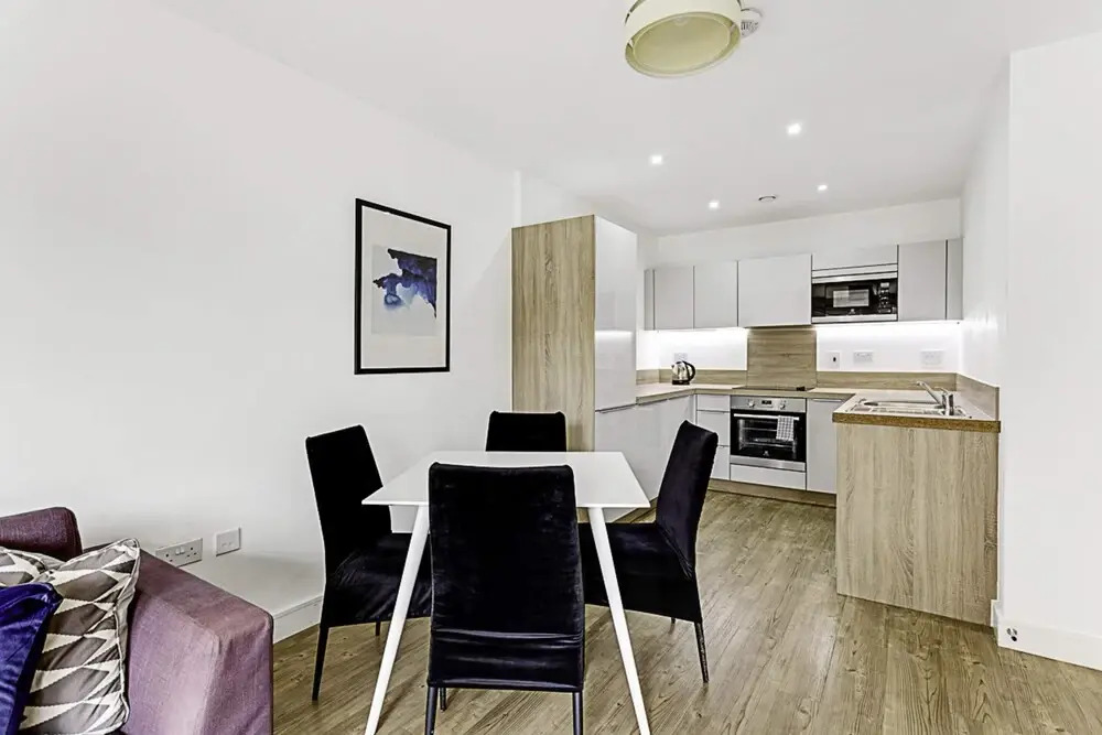 Beautiful Apartment in Surrey Quays