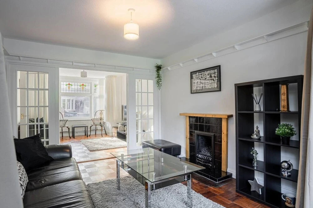 Beautiful Spacious Detached Home in Great Location
