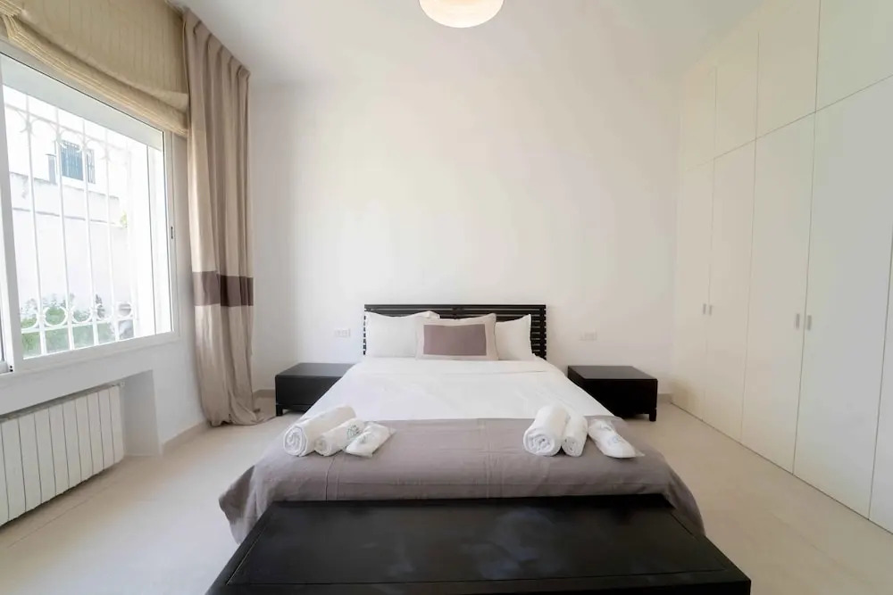 Villa Oasis Chotrana Green Calm Retreat