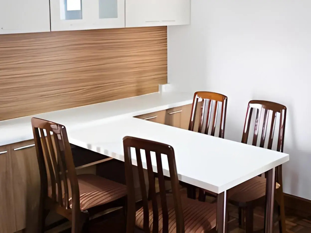 Lake View Condominium Superior