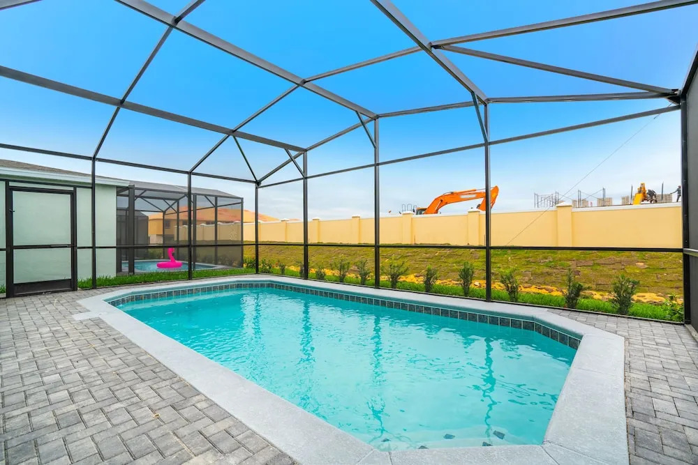 2448 Tangier Dr