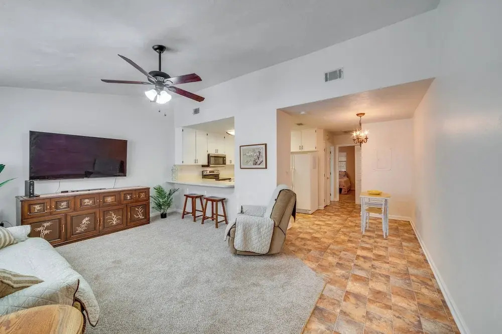 Cozy Tallahassee Home - 2 Mi to Governors Square!