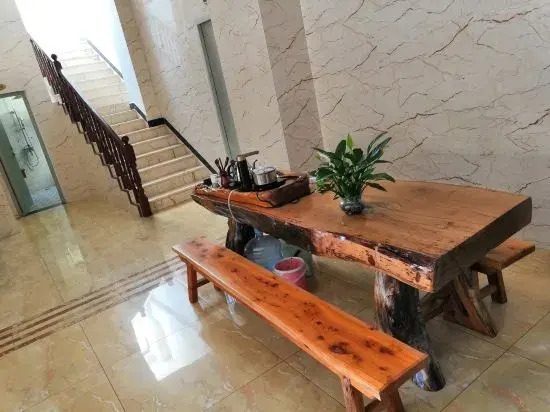 Xiongfeng Hotel