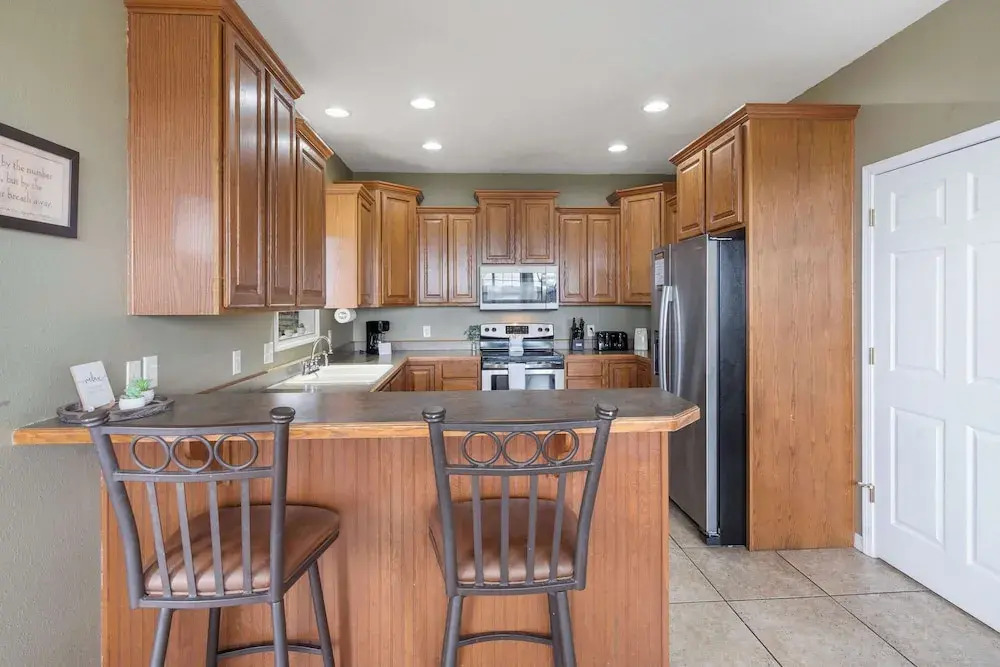 The Greenview Manor - Lake Views
