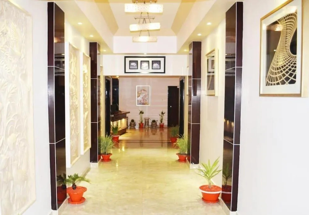 Hotel KRC Palace
