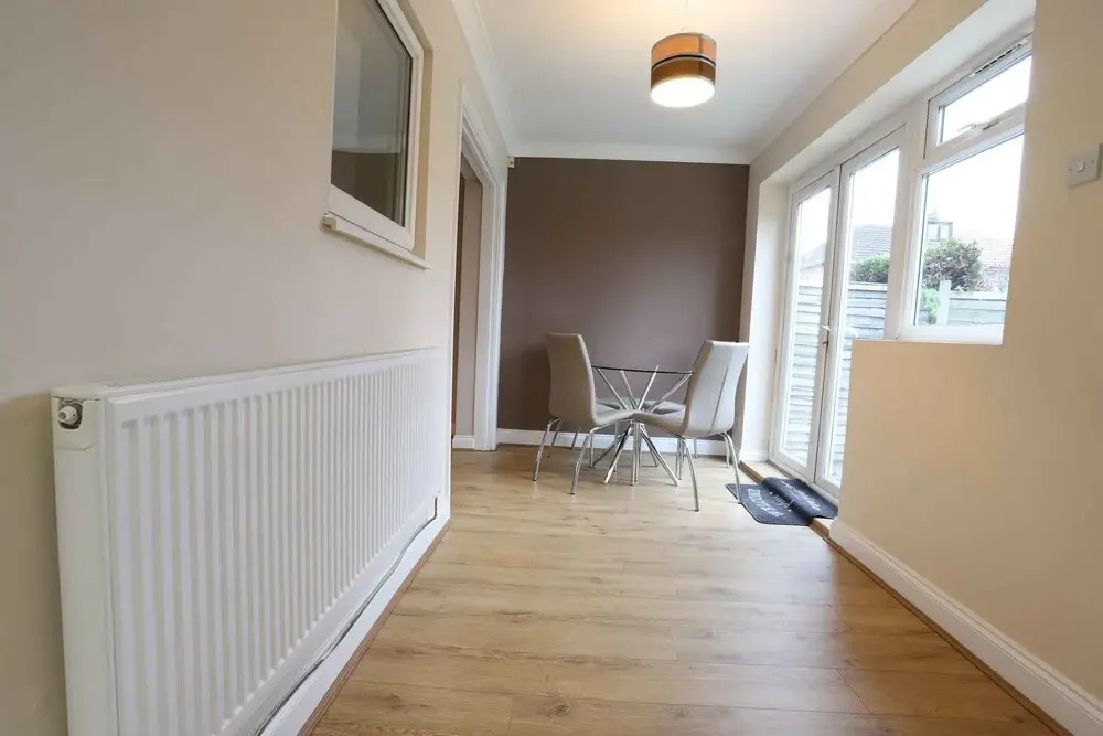 Solihull/NEC/Airport 3 BR Semi-detached House