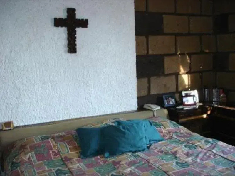 Casa Amarilla