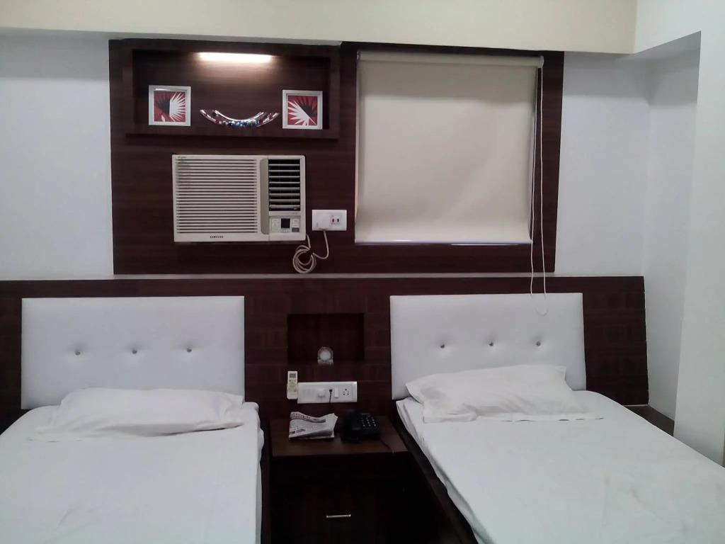 Neeranand Dalhousie - Pure Vegetarian Hotel