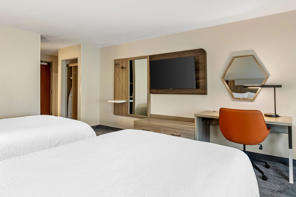 Holiday Inn Express Hotel & Suites Camden-I20 (Hwy 521) by IHG