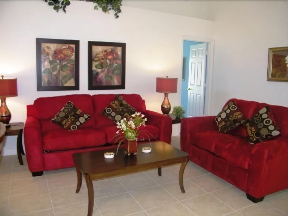 La Solana 3 Bedroom Villa with Private Pool by Florida Villas Direct