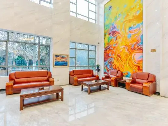 Shanghai Sports University Exchange Center Hotel (Changhai Hospital)