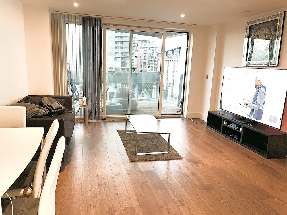 Stunning 1-bed Apartment in London Royal Excel