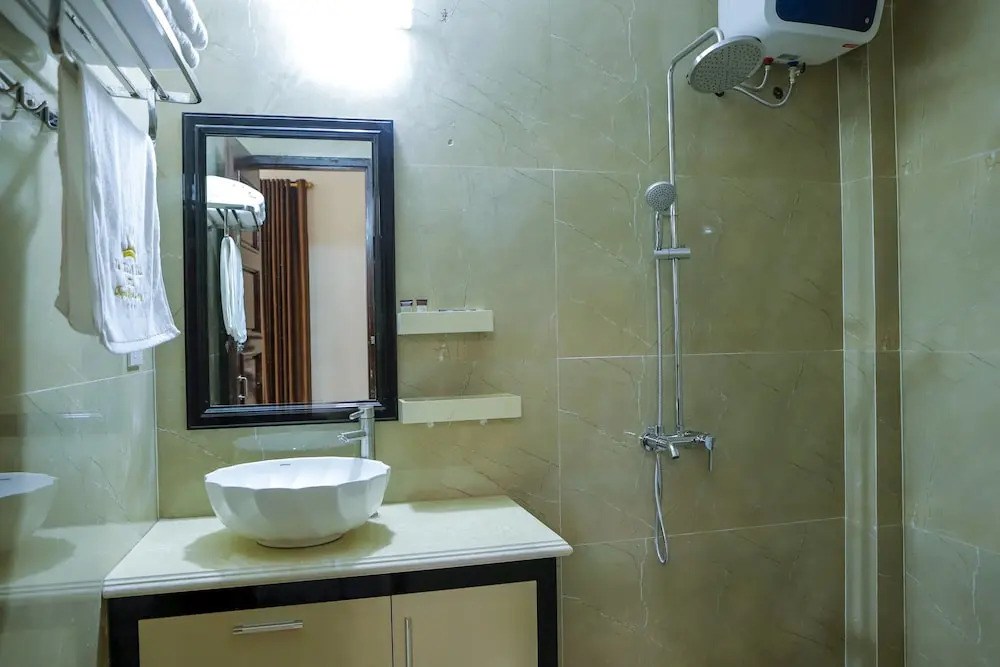 Vạn Xuân Royal Hotel