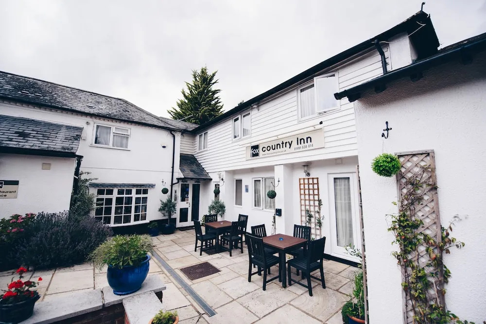 Fox Country Inn