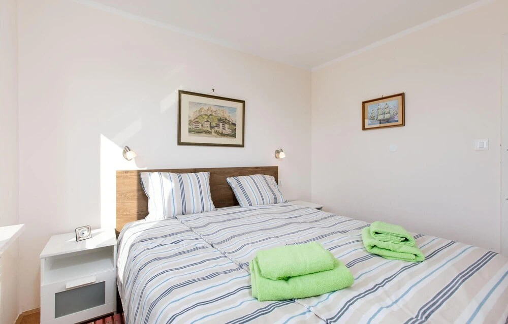 3 Bedroom Pet Friendly Home In Malinska
