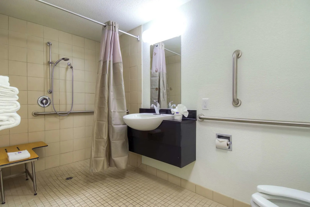 Studio 6 Suites Las Vegas, NV - Tropicana