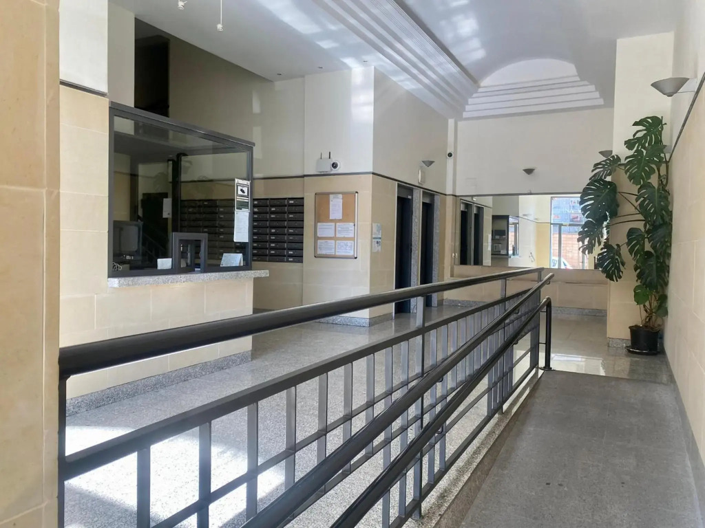 Apartamento en Chamberi con piscina Lovely apartment in the City Center with swimming pool