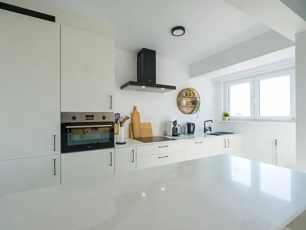 Apartment With 3 Bedrooms Near the sea